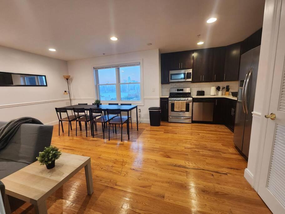 Luxurious 2 Bed ! Mins To Nyc! Apartment Union City Ngoại thất bức ảnh
